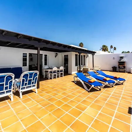 Holiday home Luxury House Tiati