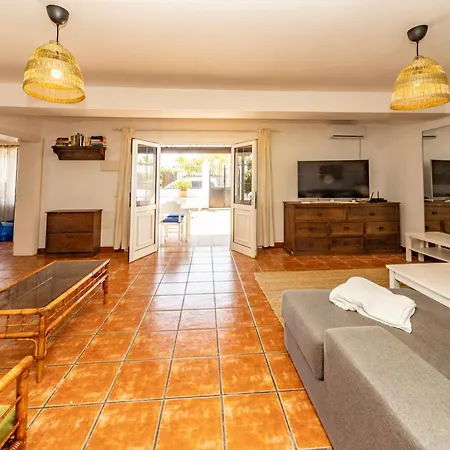 Luxury House Tiati Casa de Férias