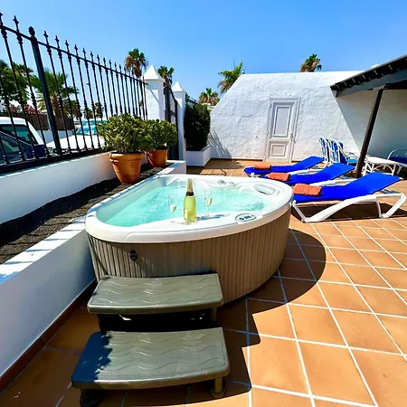 Luxury House Tiati Casa de Férias *